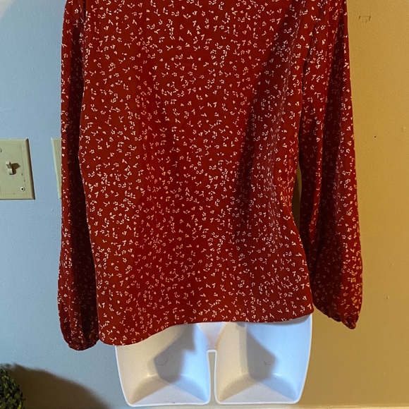 Blouse - Picture 2 of 6